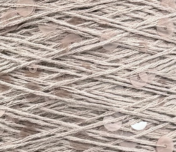 Art. Brillante 260 m / 100 g – Coton avec maxi paillettes col. Taupe